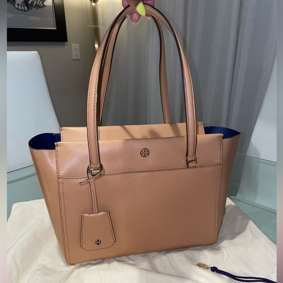 Tory Burch Parker Tote - Picture 2 of 14